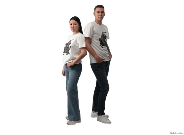 Футболка свободного кроя, легкий оверсайз, модели в профиль